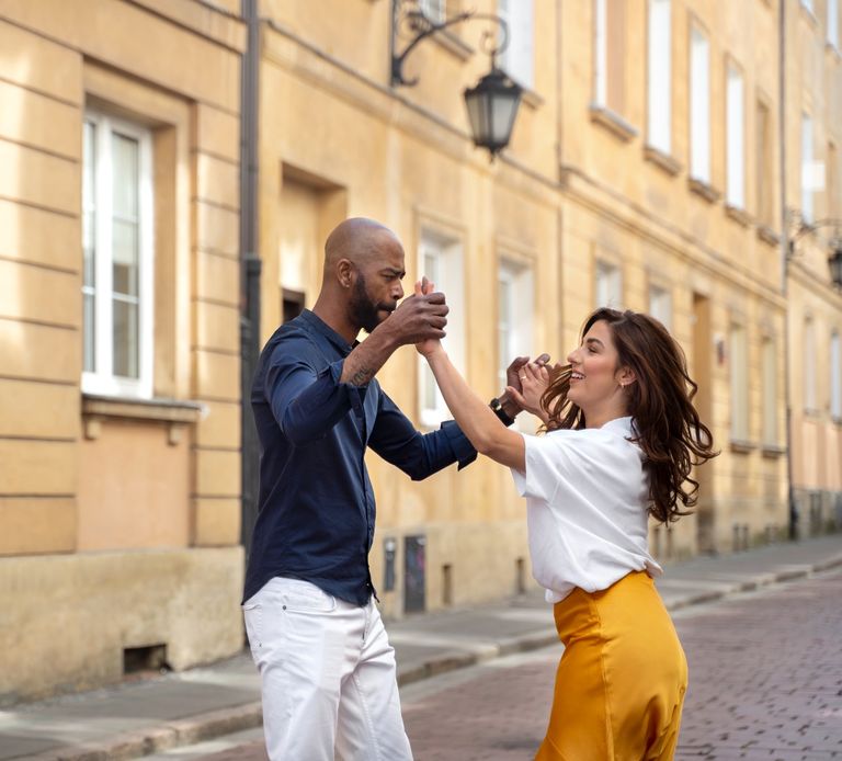 Bachata y Salsa en Cangas do Morrazo, Bueu y Marin